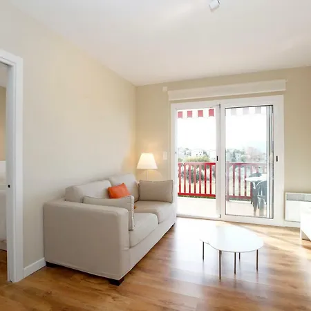Luxury With Sea View In דירה אונדאיי
