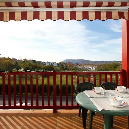 Luxury With Sea View In דירה אונדאיי